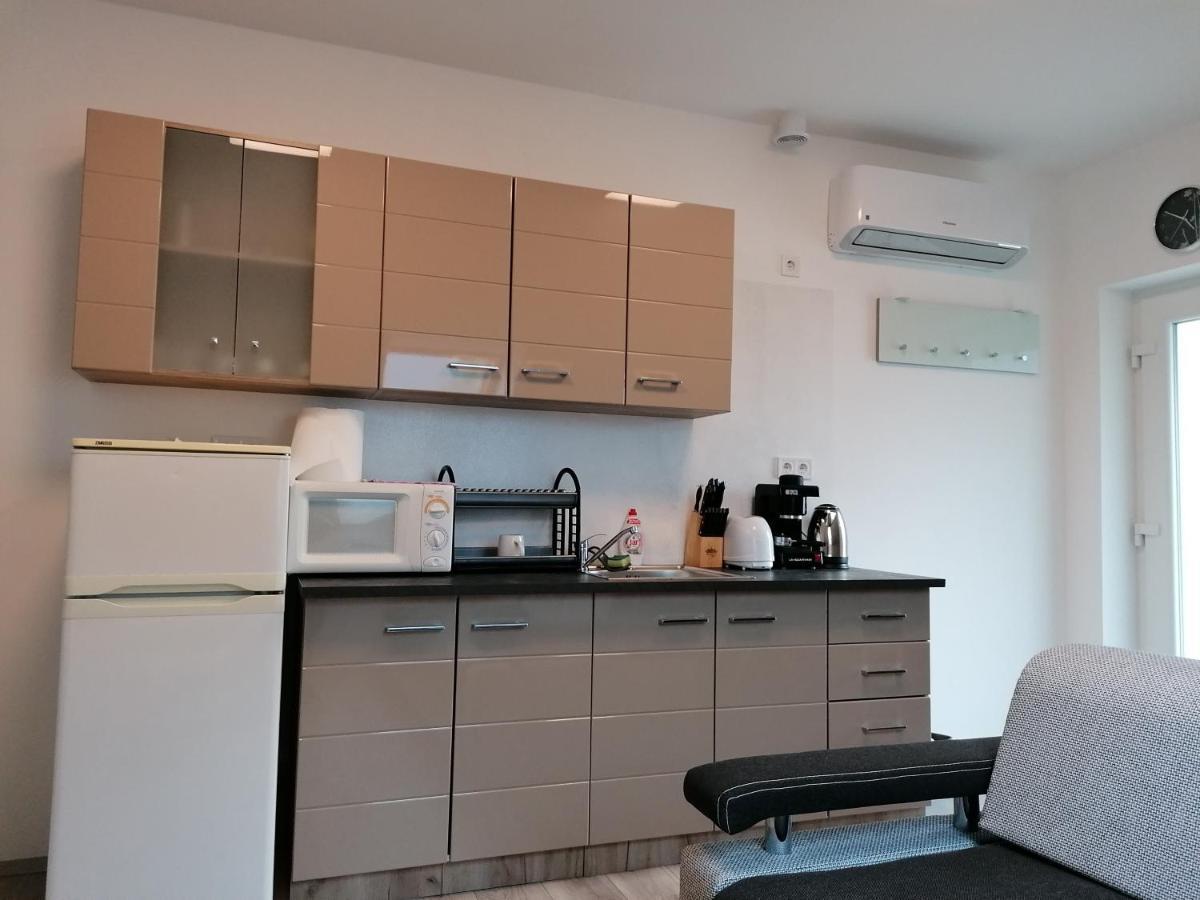 Mohacs Apartman Eksteriør bilde